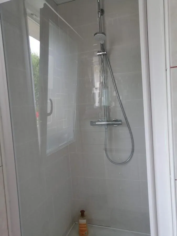 Ty Pempoul - Logement 2 Chambres - 100 M De La Plage Saint-Pol-de-Leon Homestay
