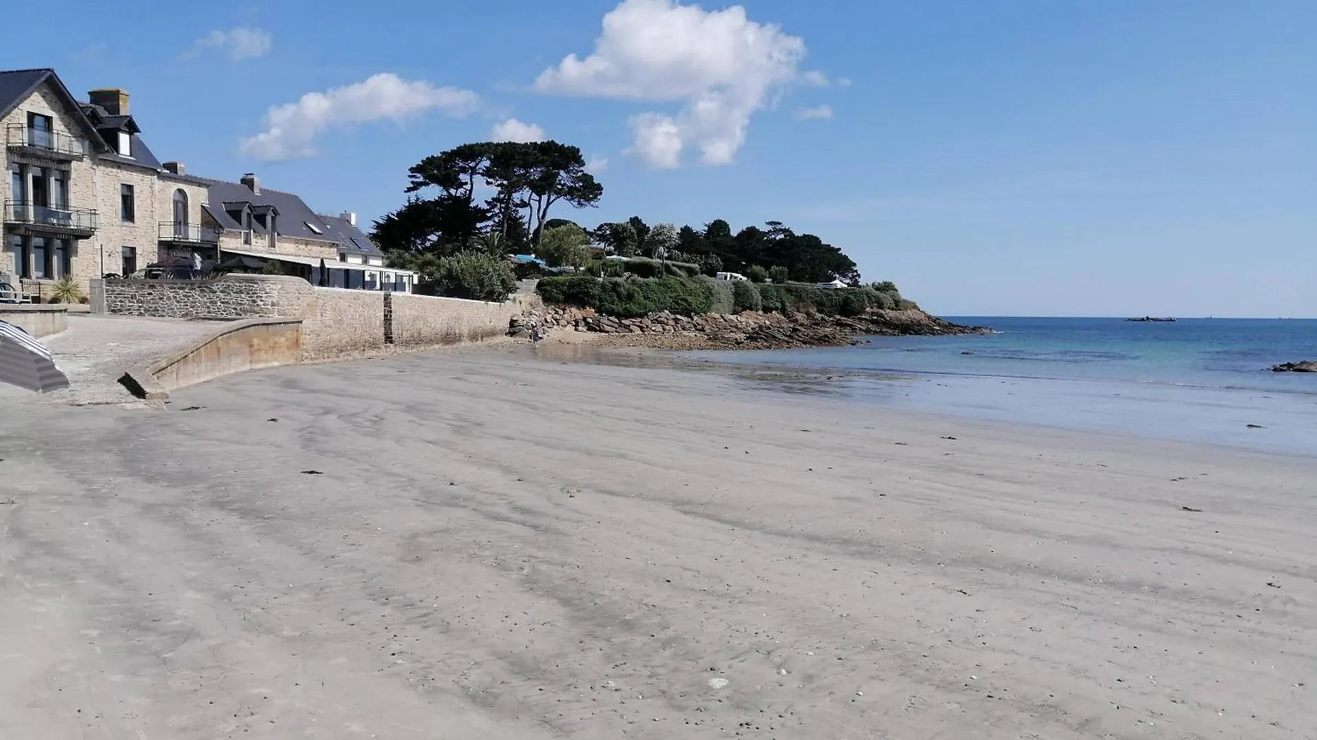 Ty Pempoul - Logement 2 Chambres - 100 M De La Plage Saint-Pol-de-Leon 0*,  France